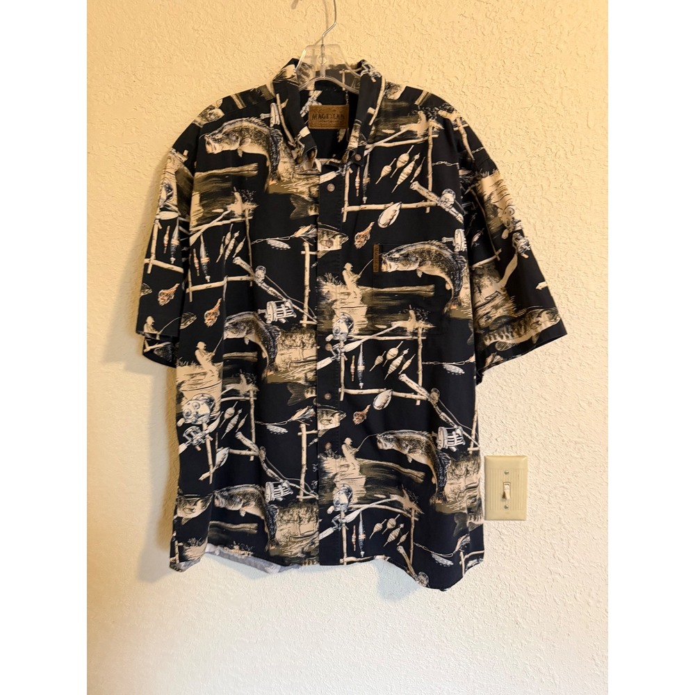 Magellan Sportswear Mens XL Fishing Bass Print Cotton Short Sleeve Button Shirt